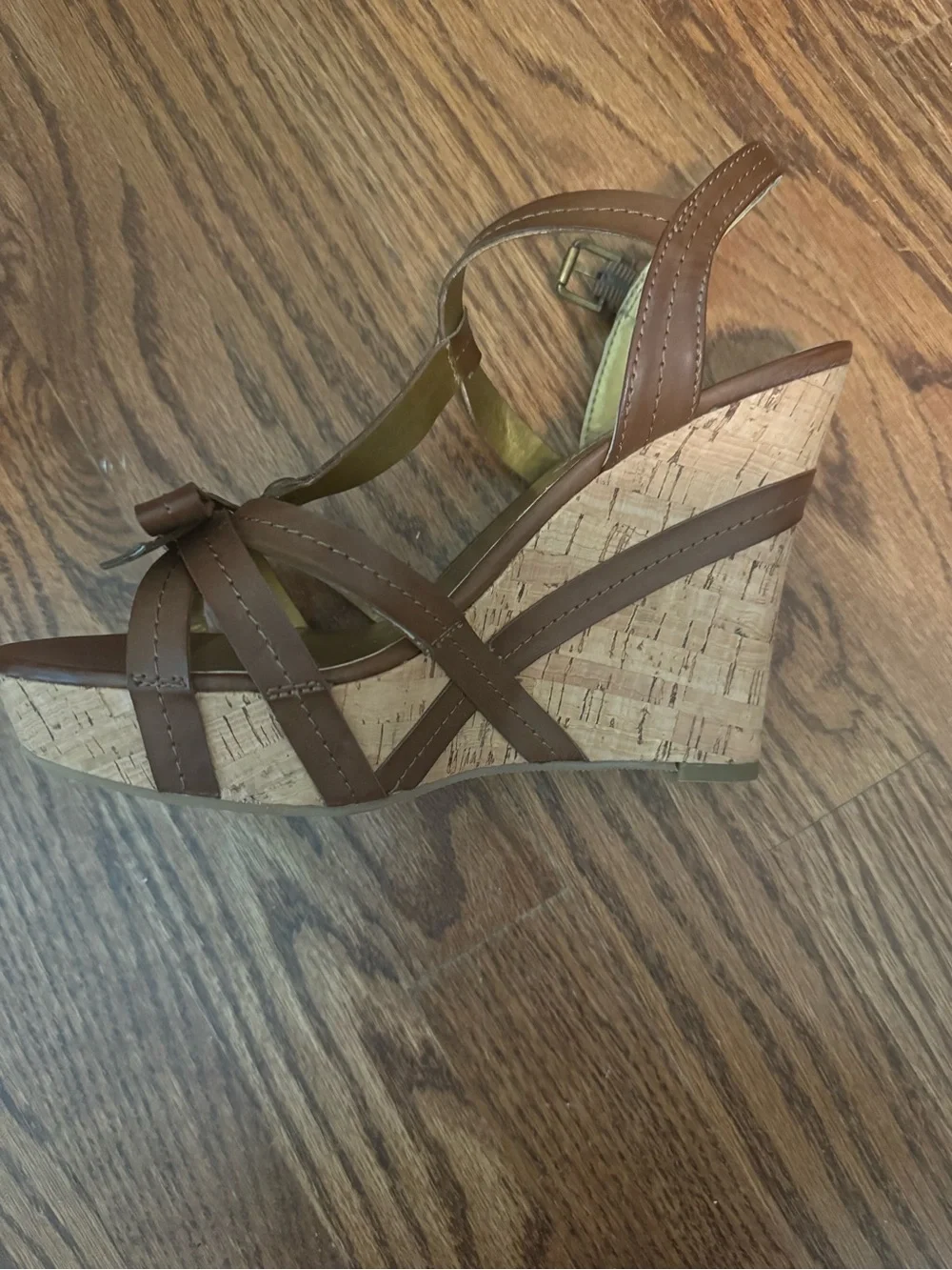 GUESS Brown Bow T-Strap Open-Toe Women's Heels